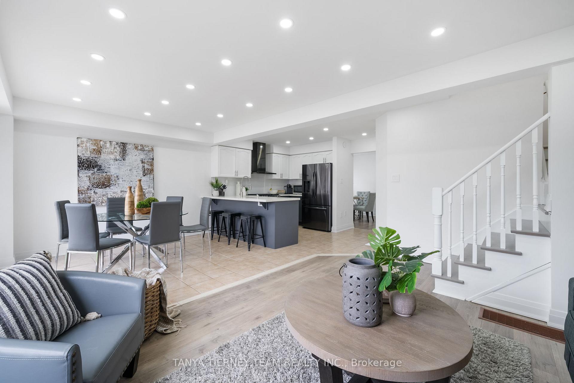 Photo 14 of 95 Brownridge Place, Whitby, Williamsburg — HOMEH