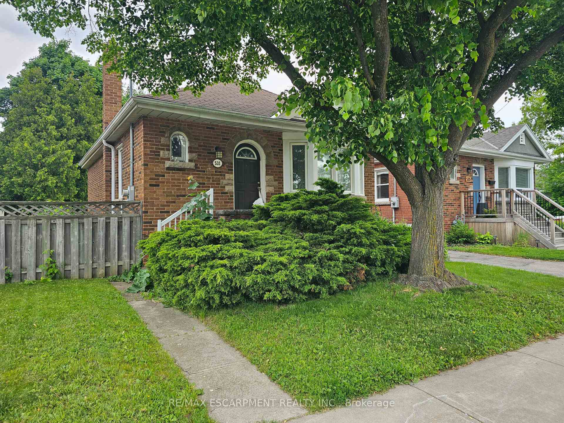 Photo 1 of 531 Queensdale Avenue, Hamilton, Eastmount — HOMEH