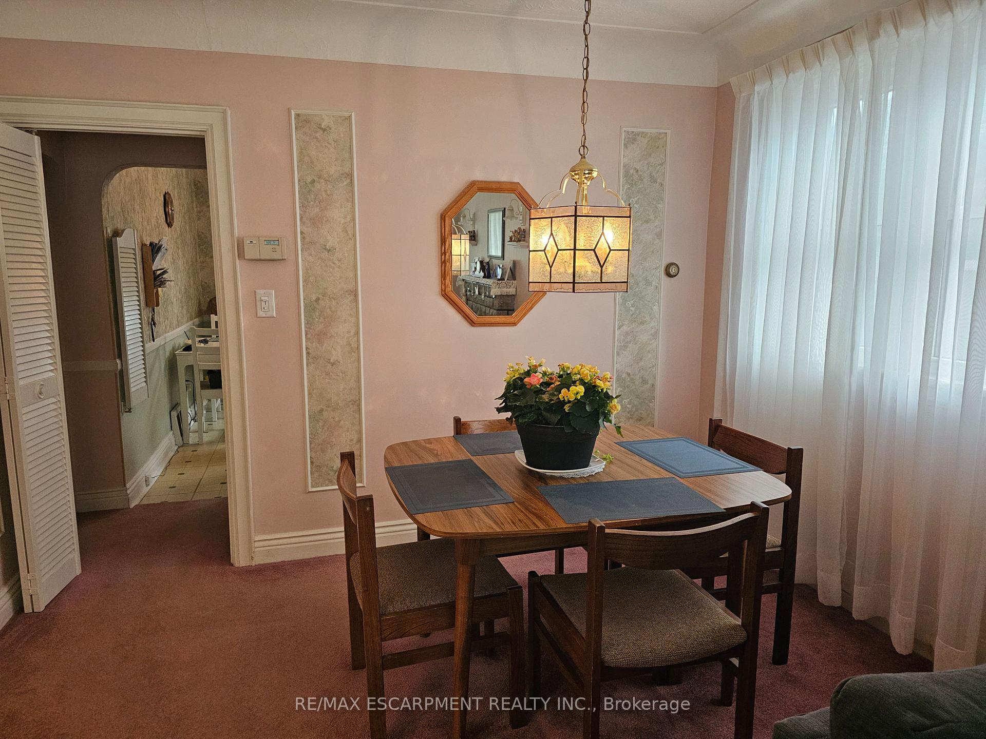 Photo 21 of 531 Queensdale Avenue, Hamilton, Eastmount — HOMEH