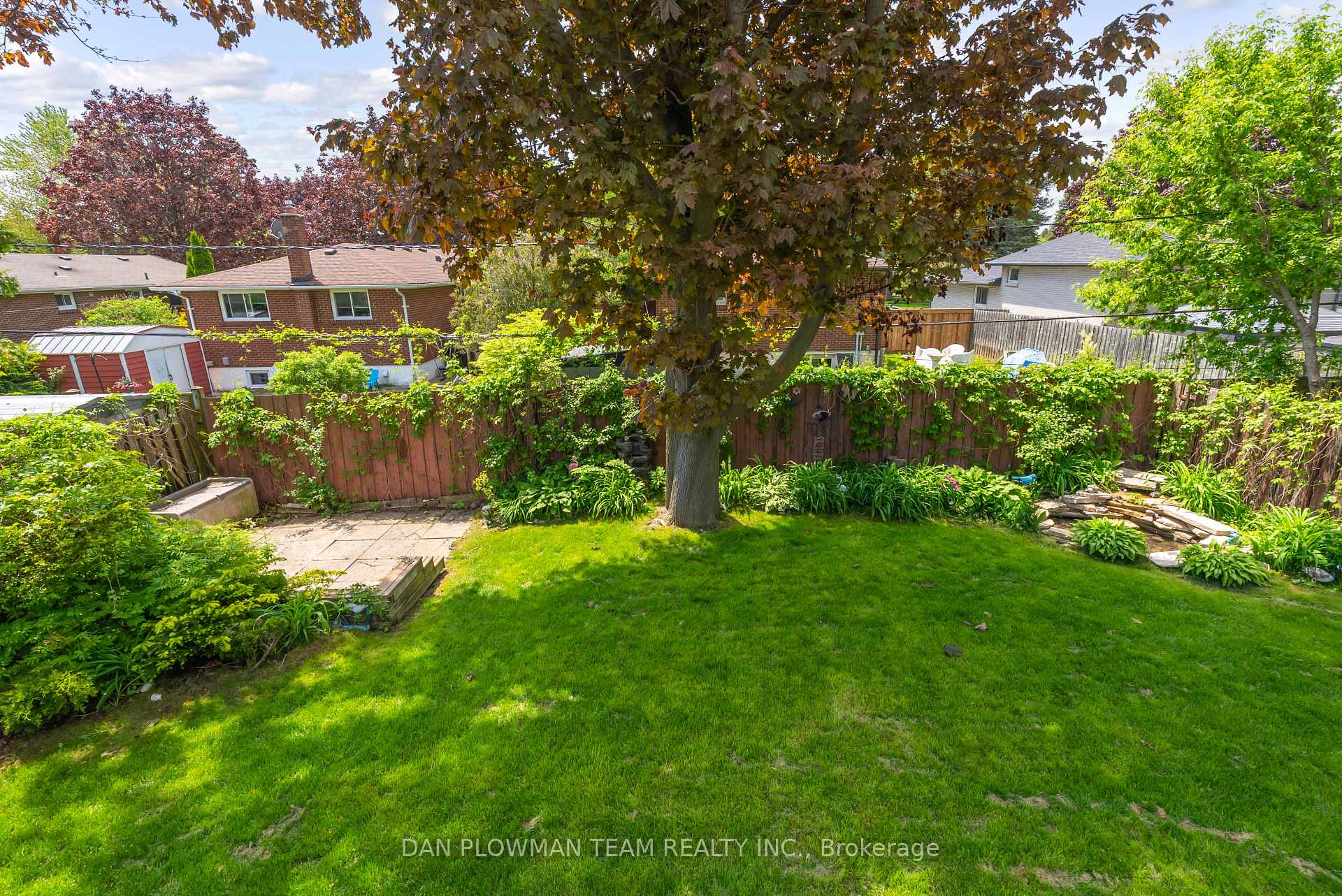 Photo 35 of 728 Pickering Beach Road, Ajax, South East — HOMEH