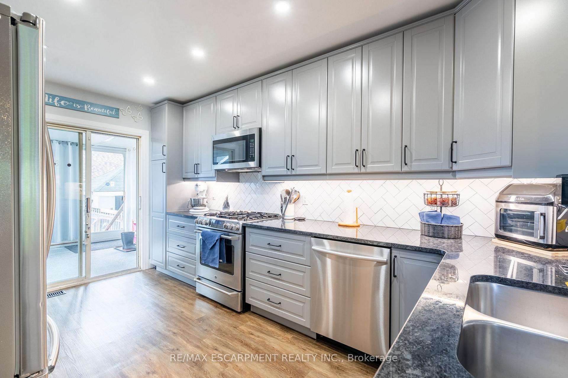 Photo 14 of 55 Harmony Avenue, Hamilton, Homeside — HOMEH