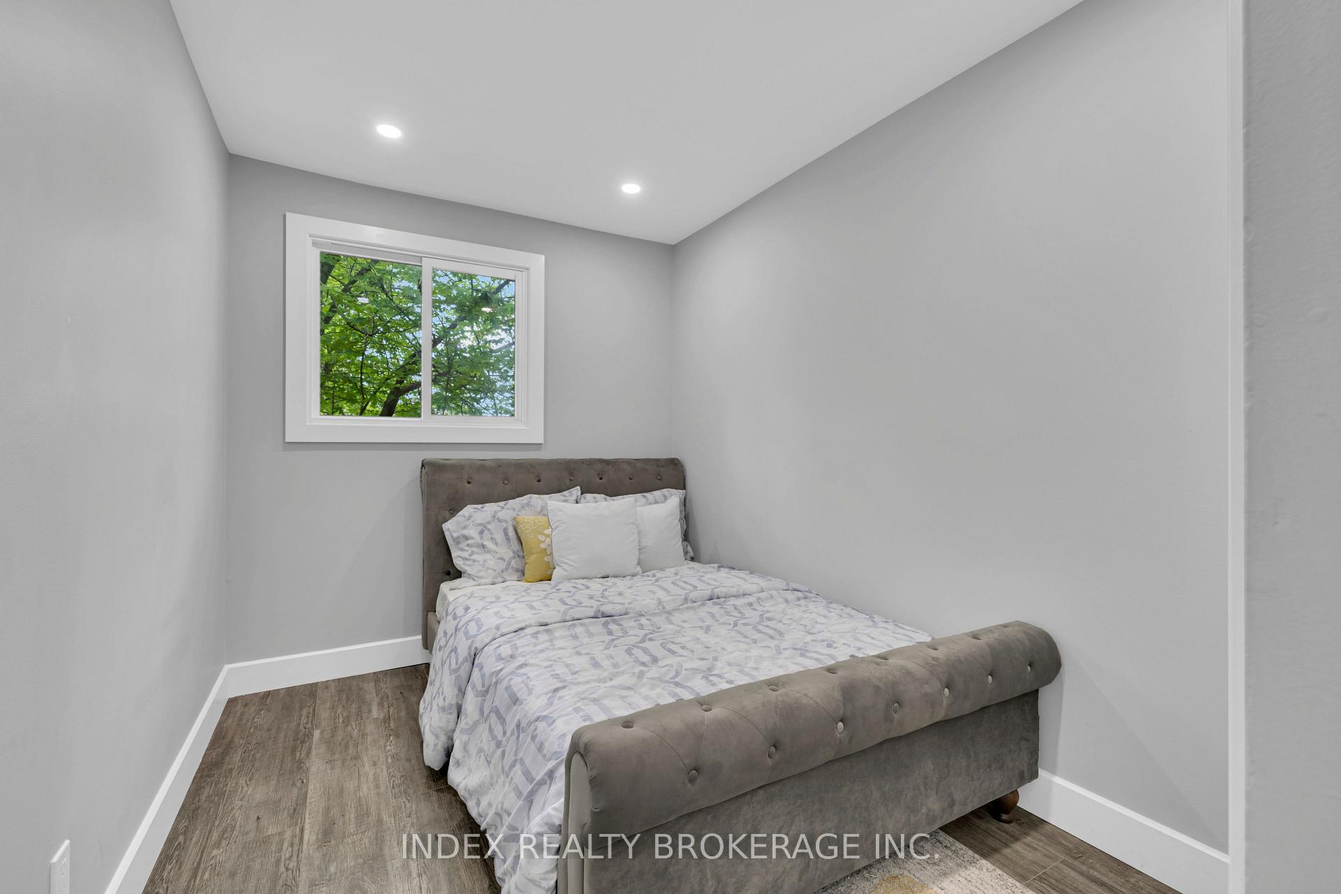 Photo 20 of 1290 Abbey Court, Windsor — HOMEH