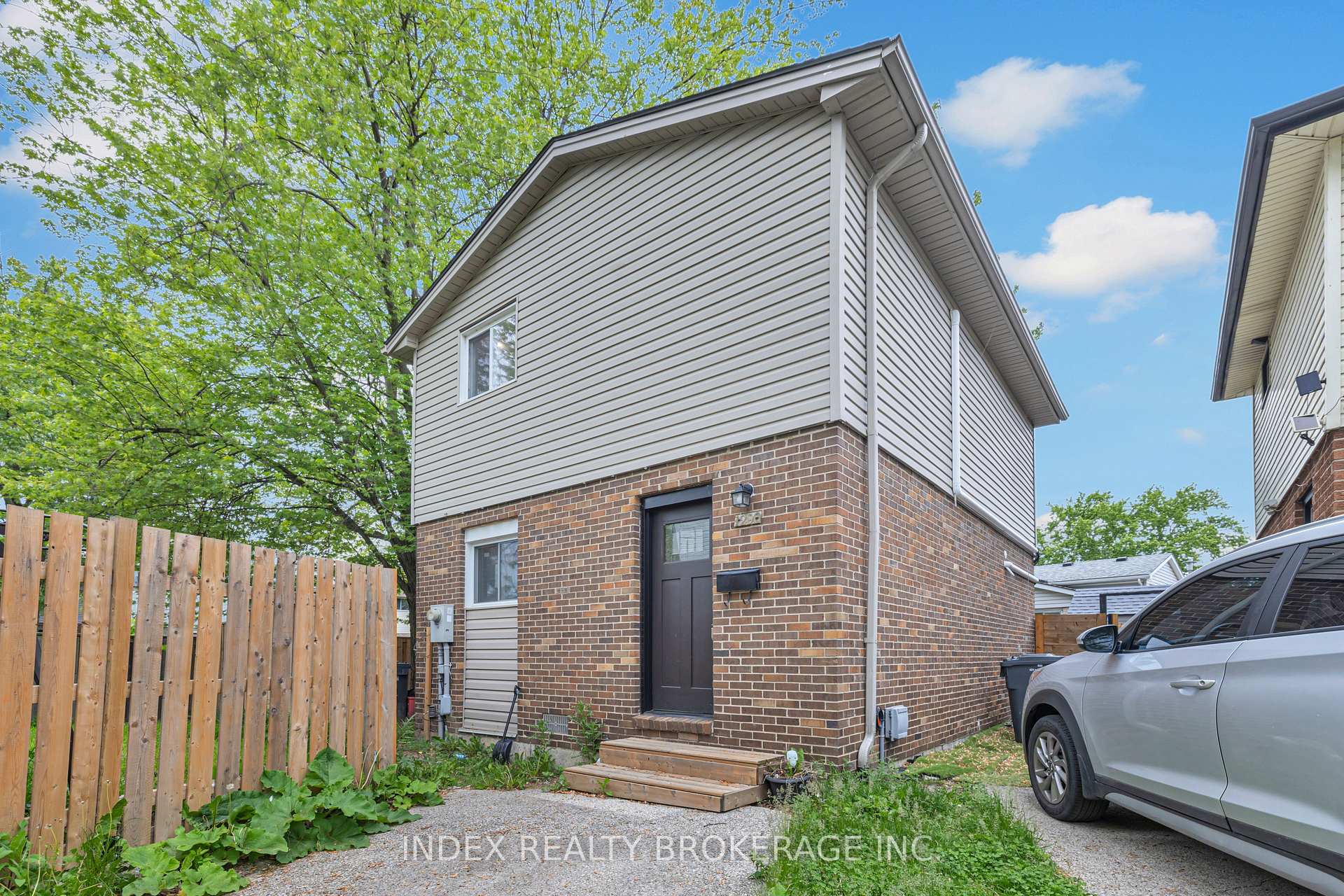 Photo 29 of 1290 Abbey Court, Windsor — HOMEH