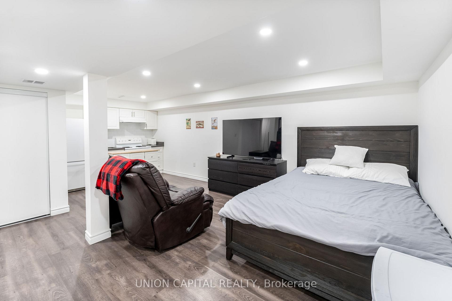 Photo 20 of 1167 Tanzer Court, Pickering, Bay Ridges — HOMEH