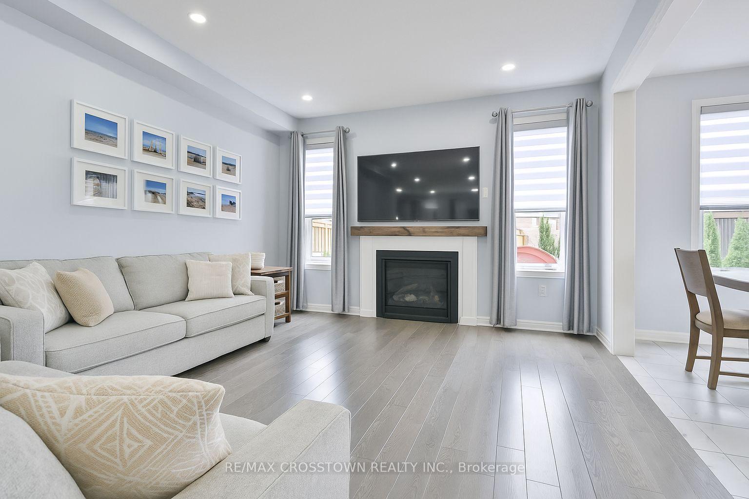 Photo 8 of 25 Pierce Place, New Tecumseth, Tottenham — HOMEH