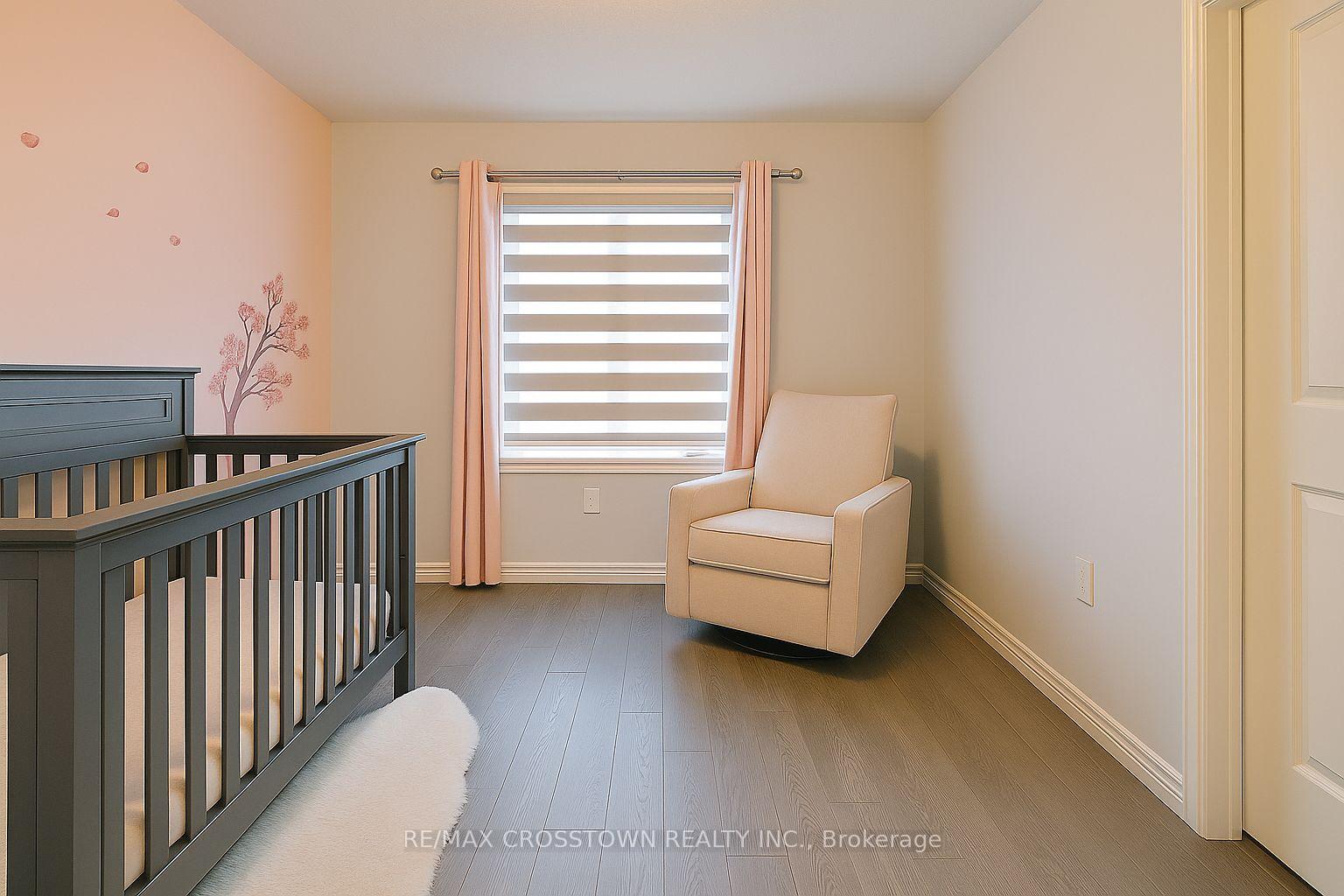 Photo 12 of 25 Pierce Place, New Tecumseth, Tottenham — HOMEH