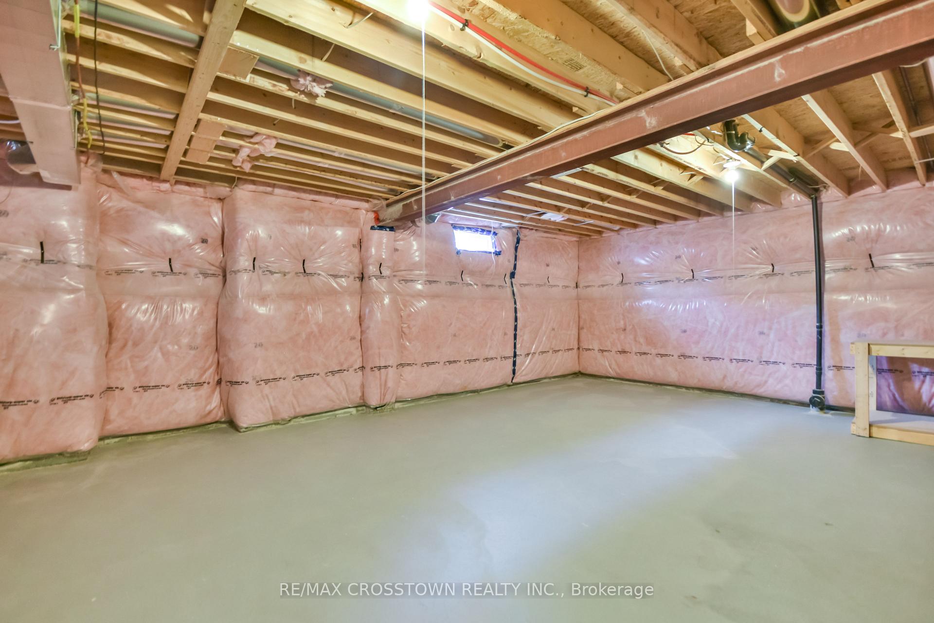 Photo 21 of 25 Pierce Place, New Tecumseth, Tottenham — HOMEH