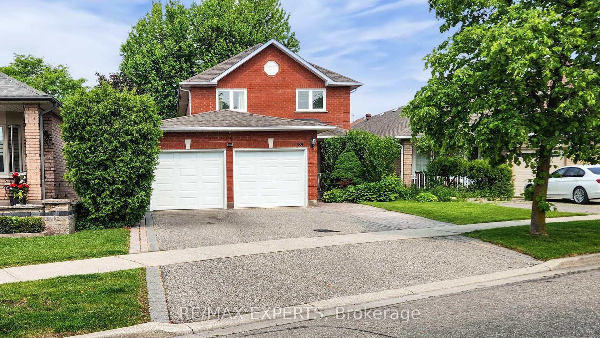 Photo 1 of 189 Castlepoint Drive E, Vaughan, Elder Mills — HOMEH