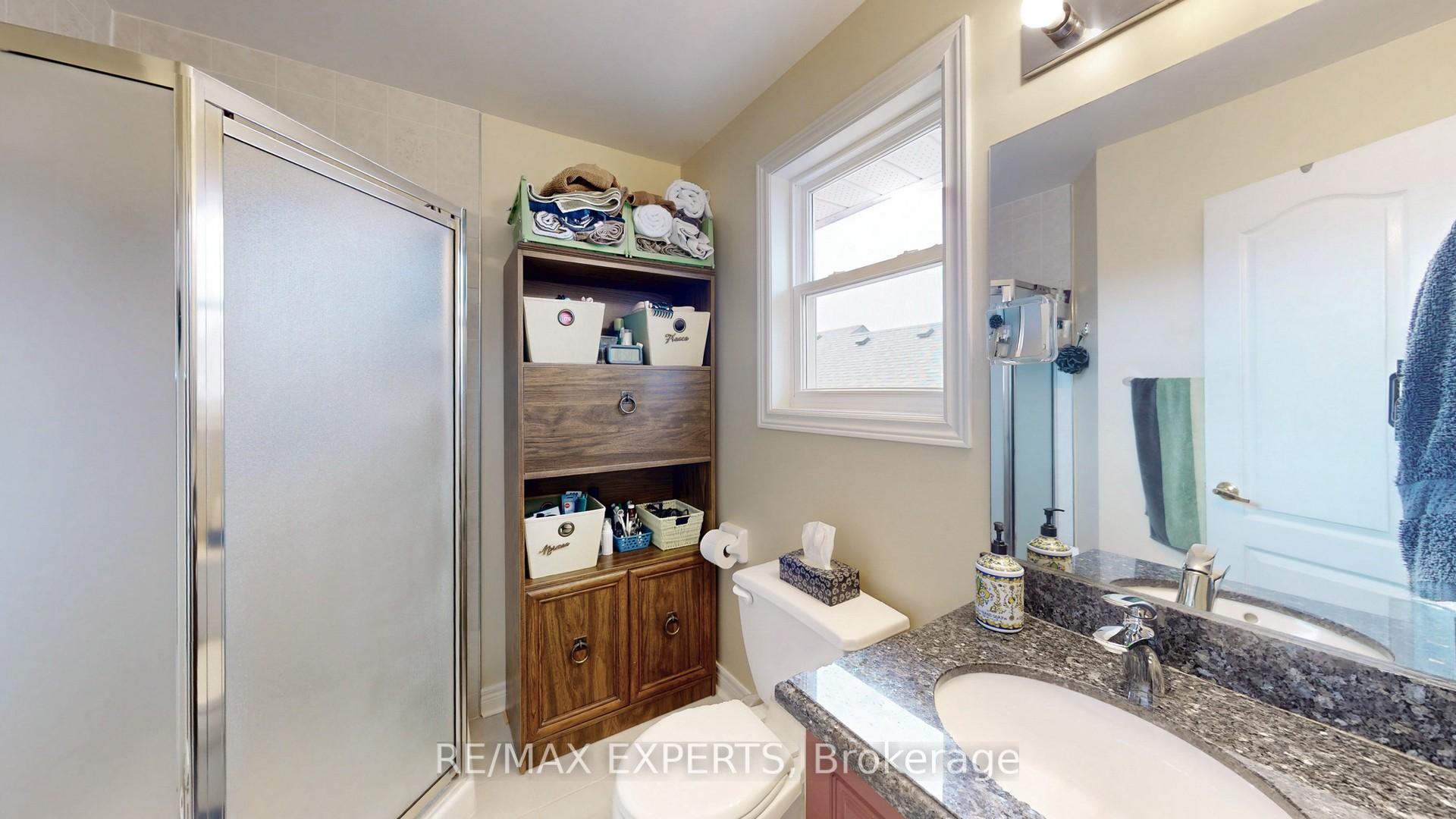 Photo 41 of 189 Castlepoint Drive E, Vaughan, Elder Mills — HOMEH