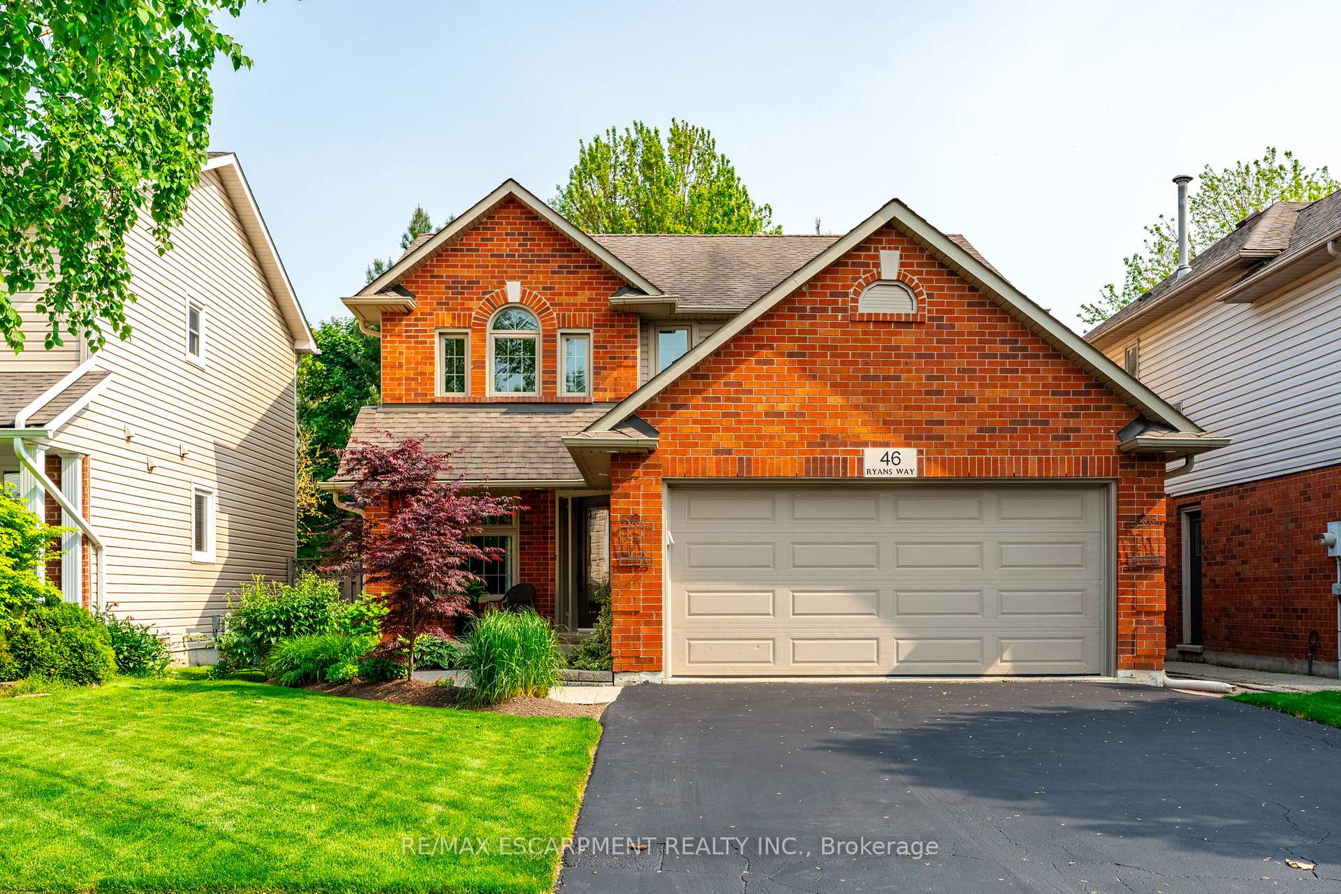 Photo 1 of 46 Ryans Way, Hamilton, Waterdown — HOMEH