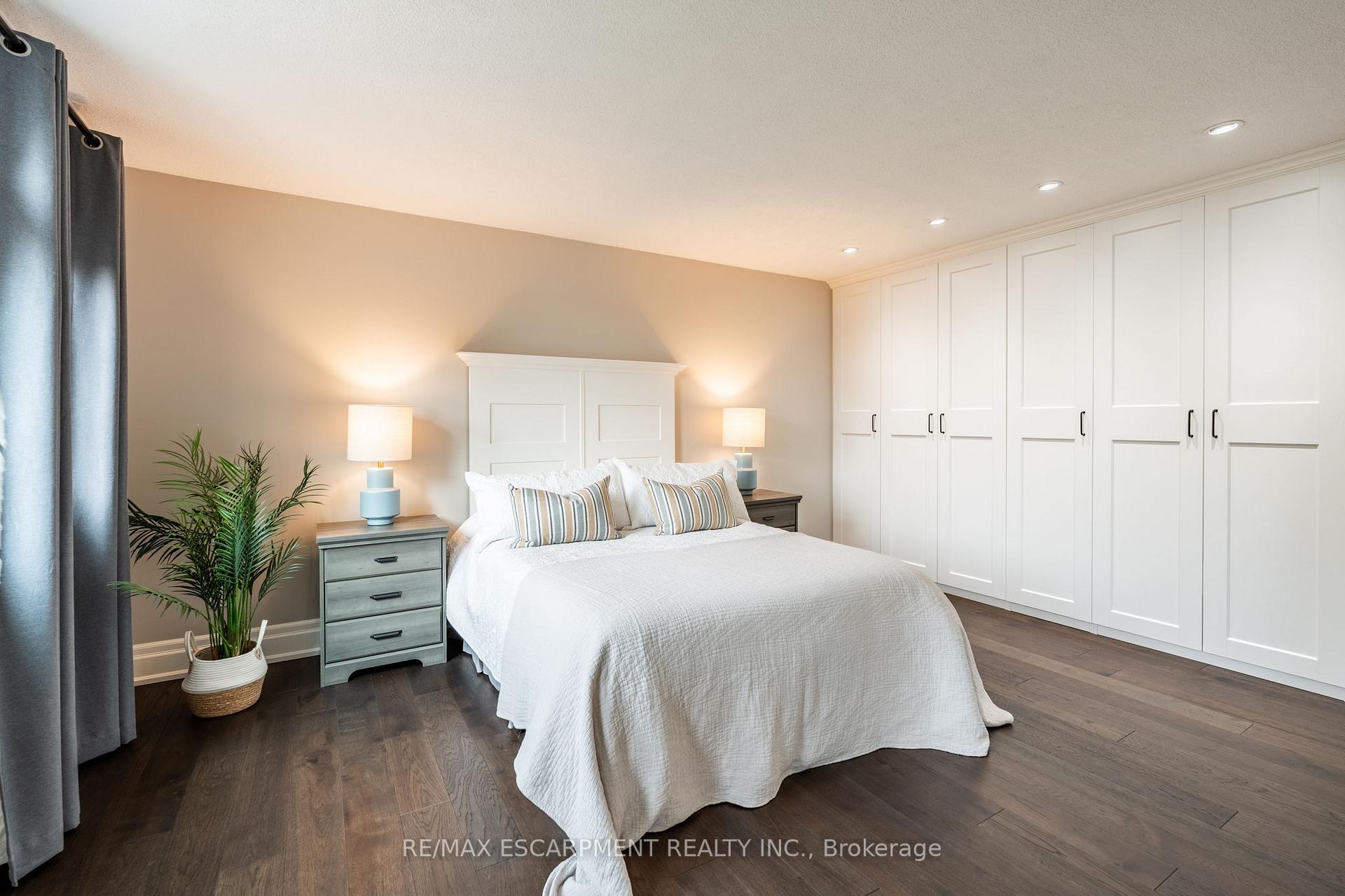 Photo 22 of 46 Ryans Way, Hamilton, Waterdown — HOMEH