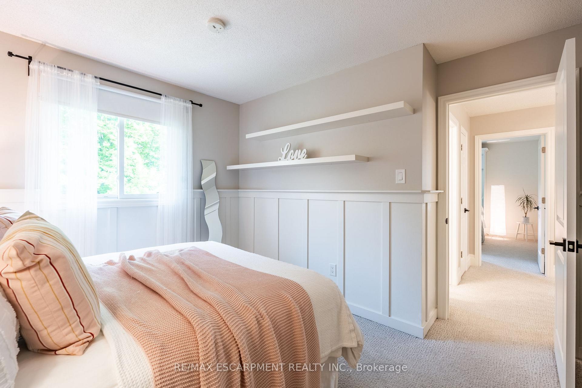 Photo 20 of 46 Ryans Way, Hamilton, Waterdown — HOMEH