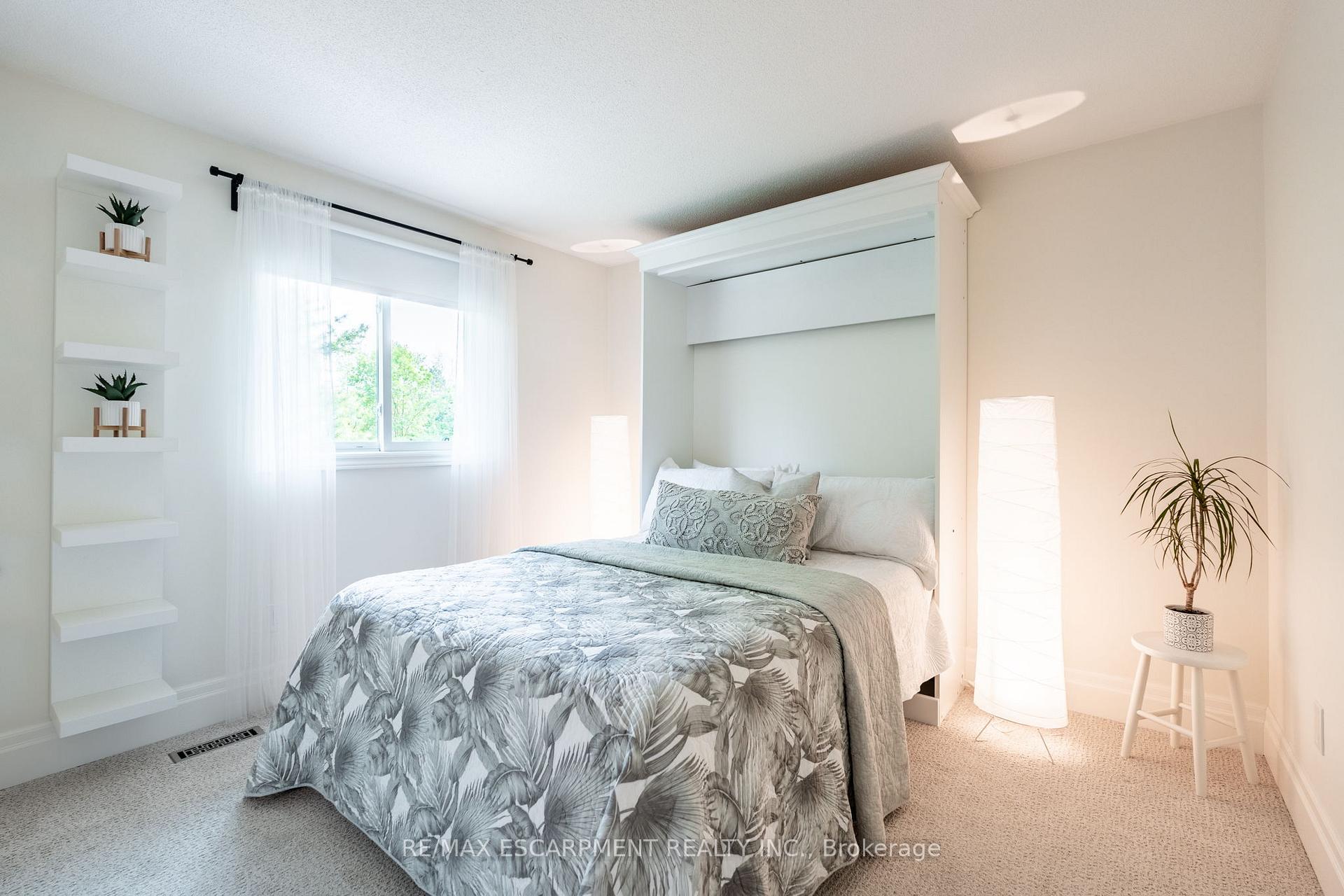 Photo 19 of 46 Ryans Way, Hamilton, Waterdown — HOMEH