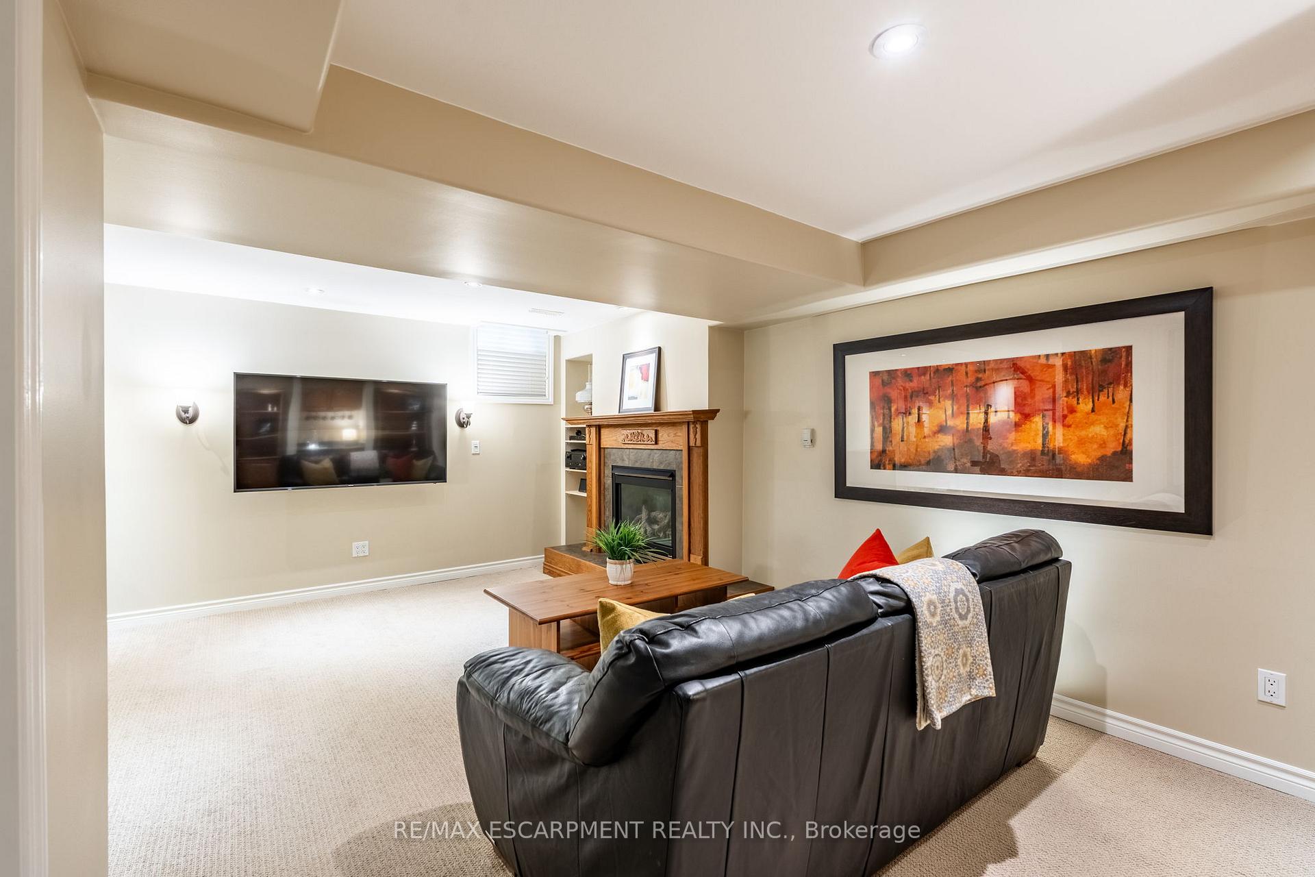 Photo 34 of 46 Ryans Way, Hamilton, Waterdown — HOMEH