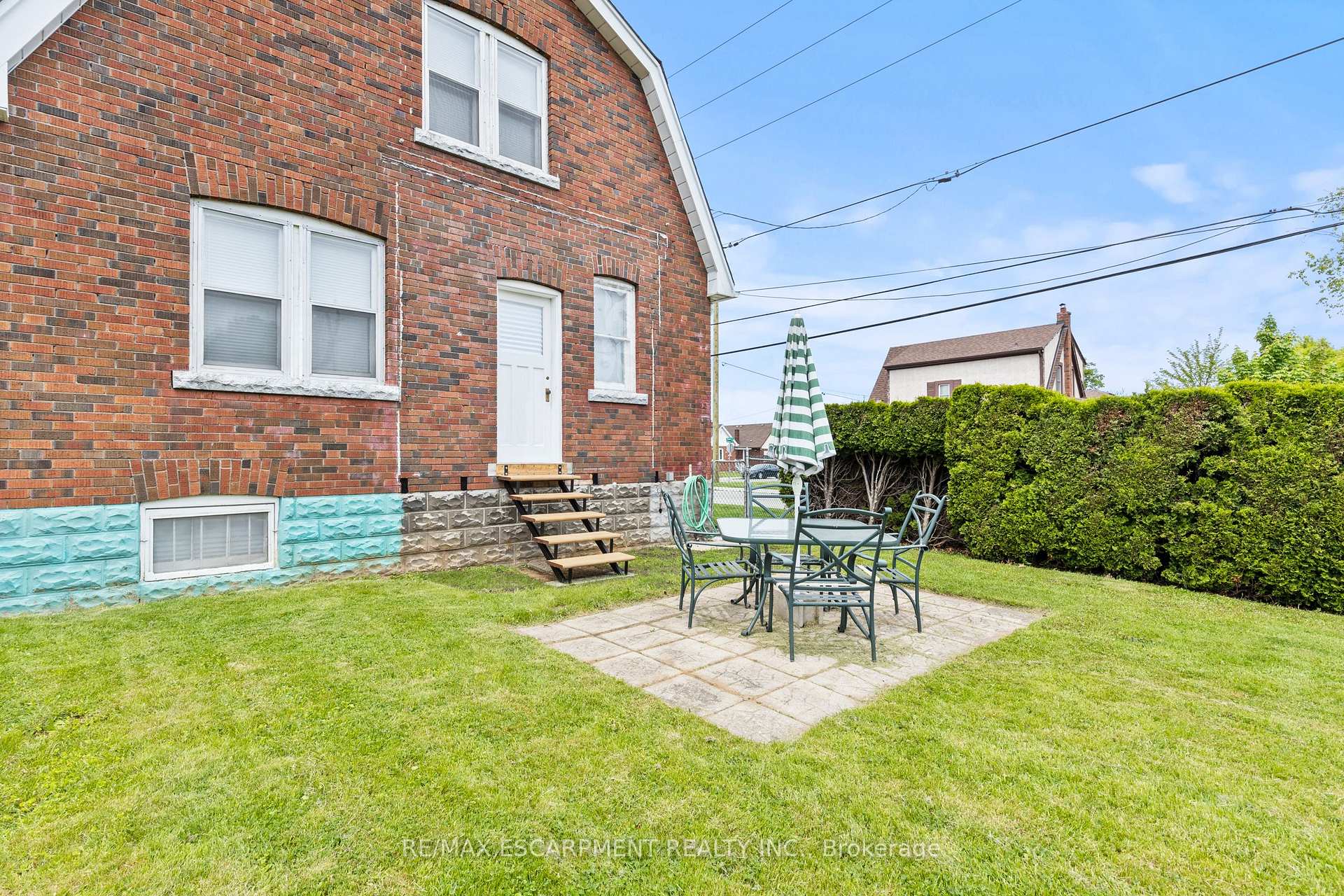 Photo 17 of 29 Barons Avenue S, Hamilton, Bartonville — HOMEH