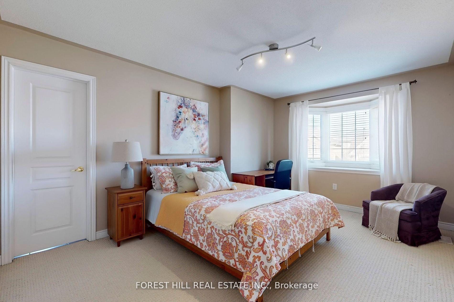 Photo 31 of 48 River Valley Crescent, Markham, Victoria Manor-Jennings Gate — HOMEH