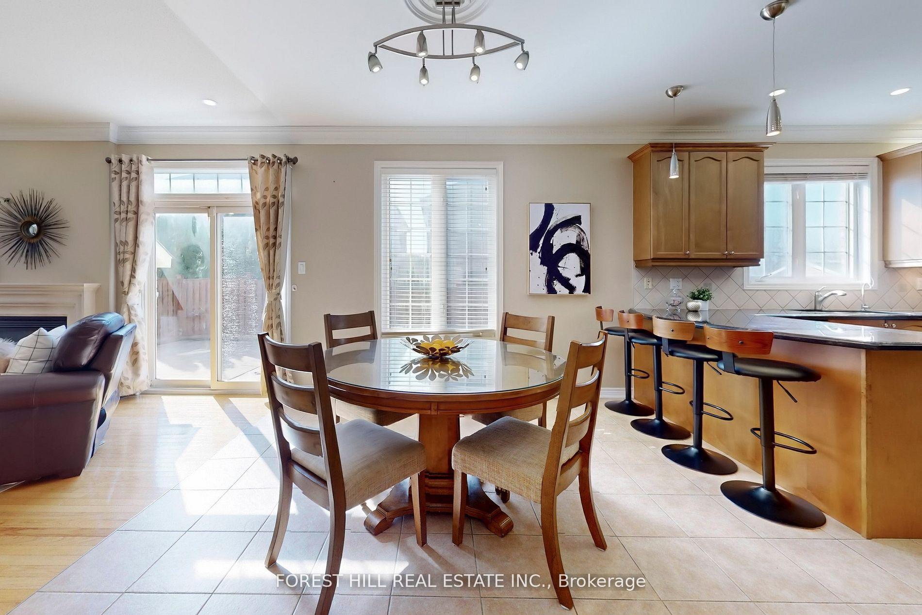 Photo 40 of 48 River Valley Crescent, Markham, Victoria Manor-Jennings Gate — HOMEH