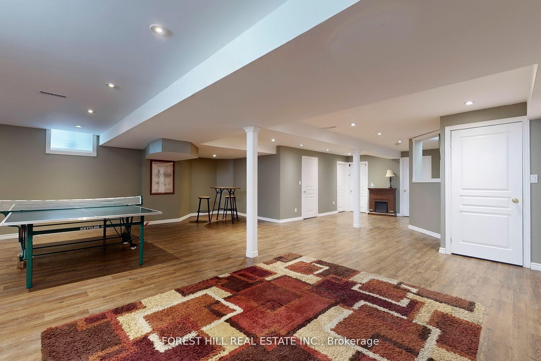 Photo 28 of 48 River Valley Crescent, Markham, Victoria Manor-Jennings Gate — HOMEH