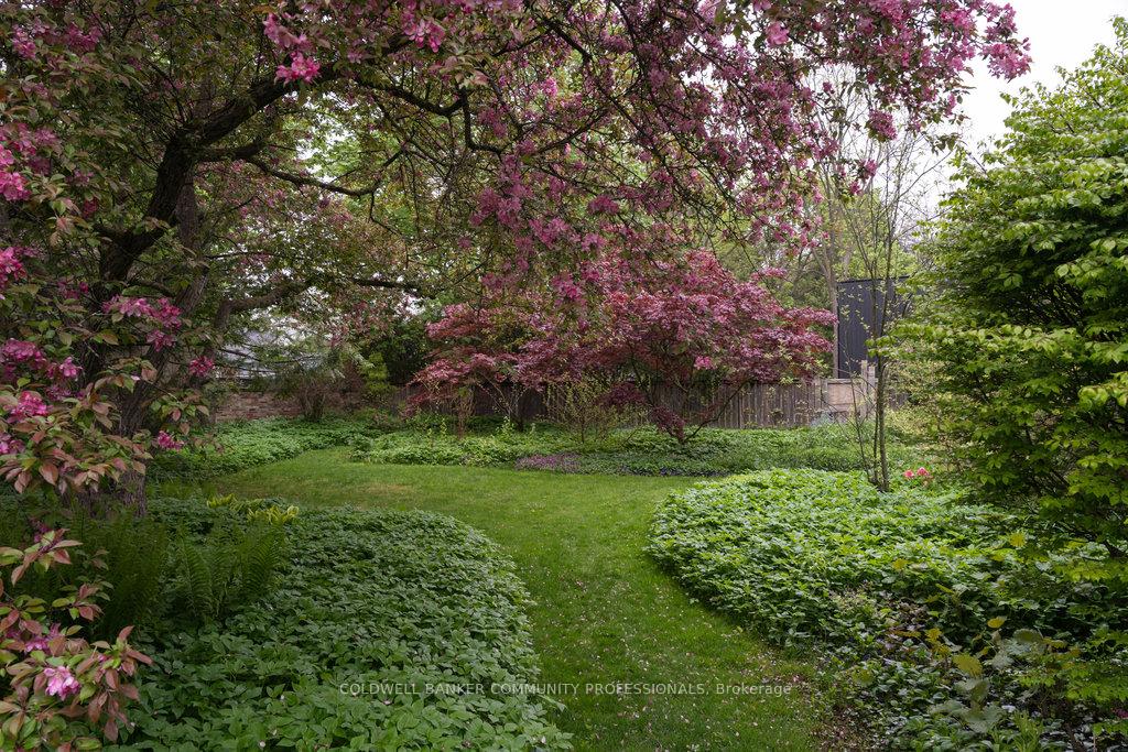 Photo 12 of 204 Melville Street, Hamilton, Dundas — HOMEH