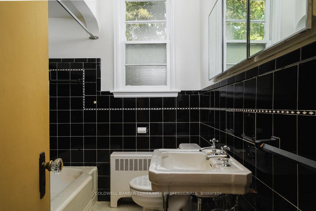 Photo 37 of 204 Melville Street, Hamilton, Dundas — HOMEH