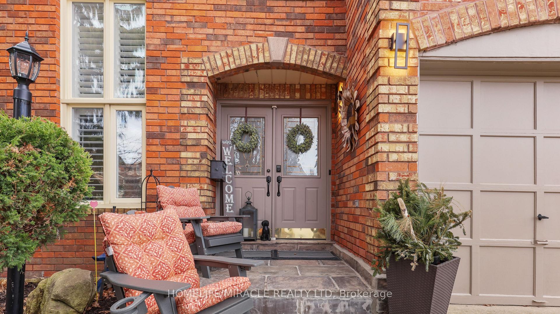 Photo 38 of 17 Burtree Drive, Brampton, Snelgrove — HOMEH