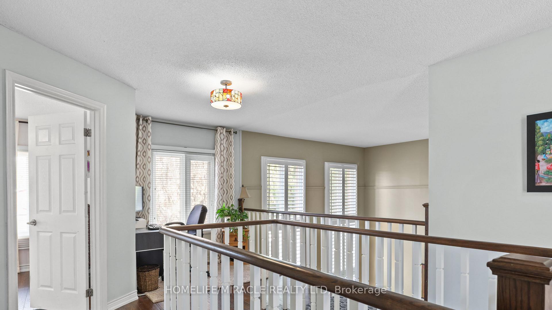 Photo 16 of 17 Burtree Drive, Brampton, Snelgrove — HOMEH