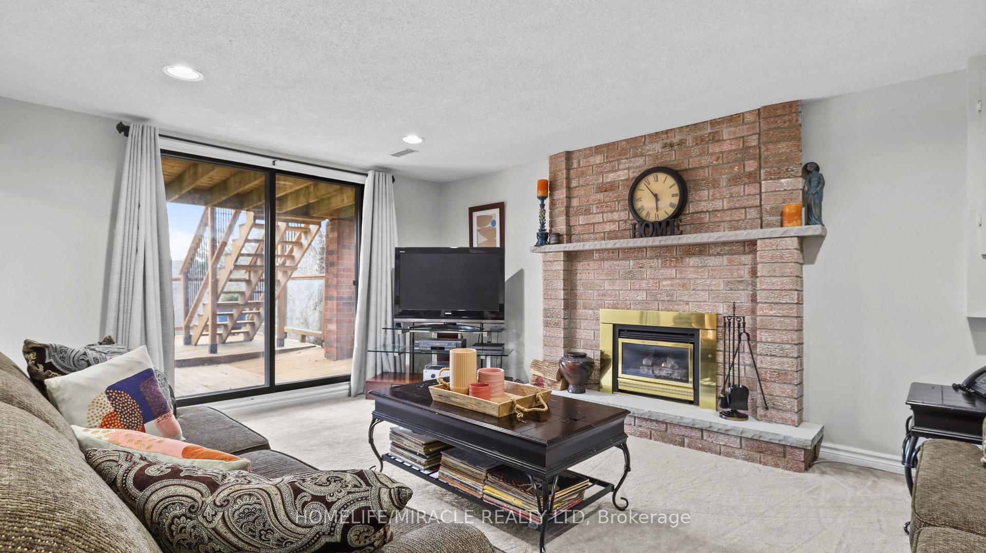 Photo 26 of 17 Burtree Drive, Brampton, Snelgrove — HOMEH