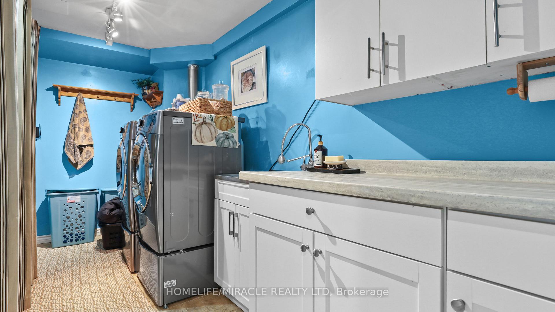 Photo 25 of 17 Burtree Drive, Brampton, Snelgrove — HOMEH