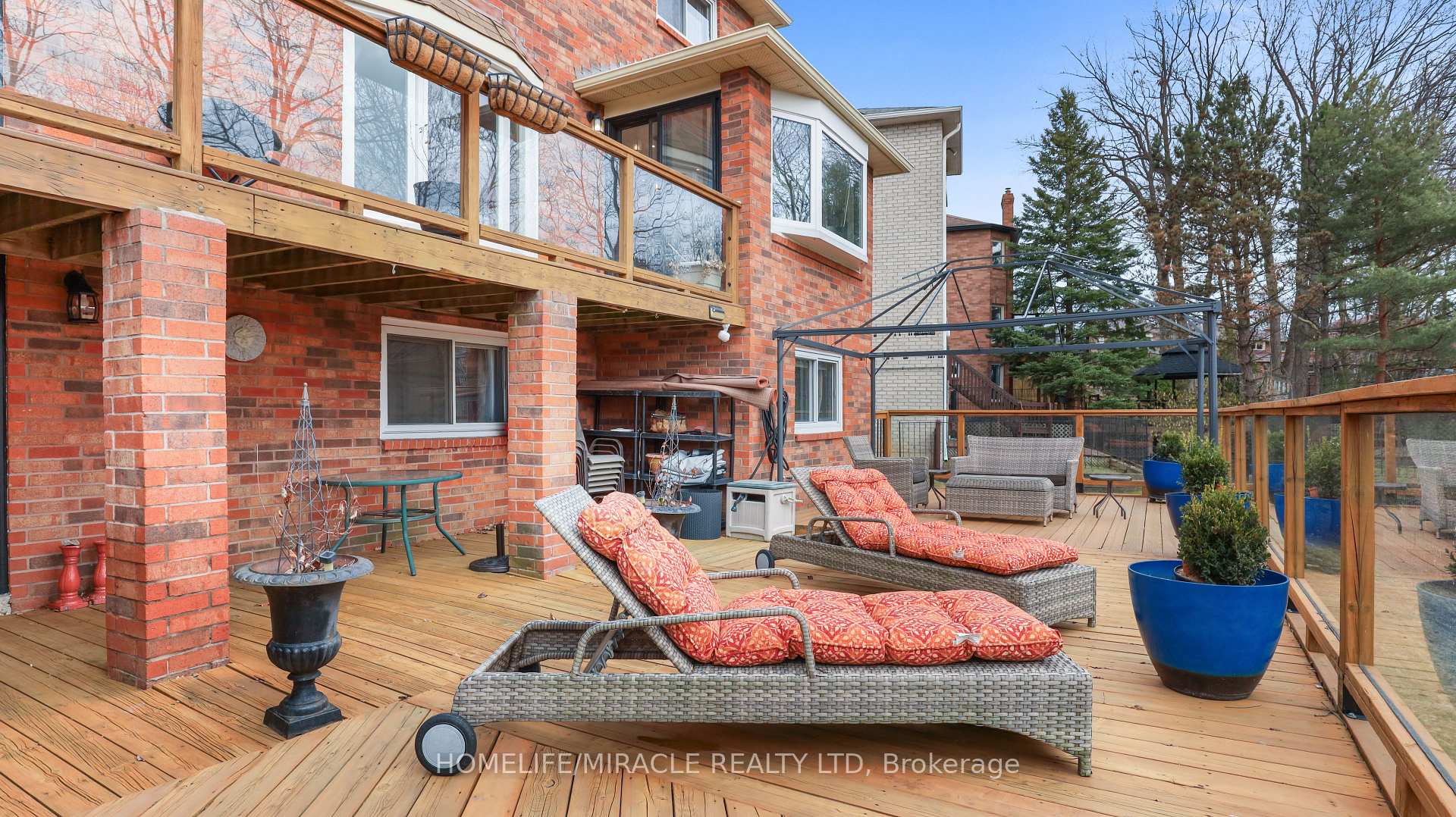 Photo 36 of 17 Burtree Drive, Brampton, Snelgrove — HOMEH