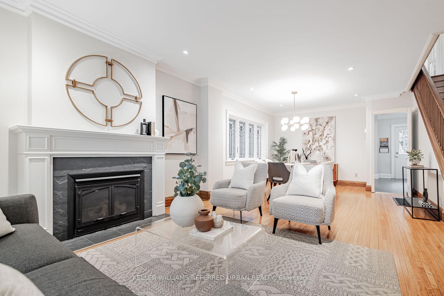 Photo 3 of 43 Woburn Avenue, Toronto, Lawrence Park North — HOMEH