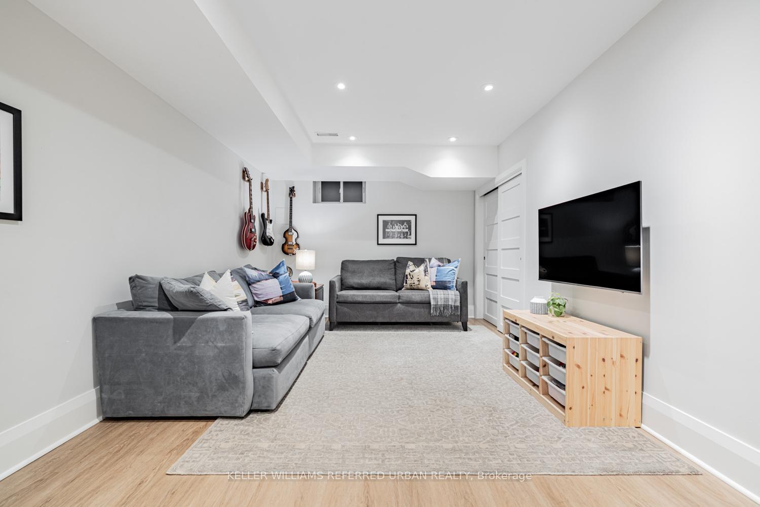 Photo 18 of 43 Woburn Avenue, Toronto, Lawrence Park North — HOMEH