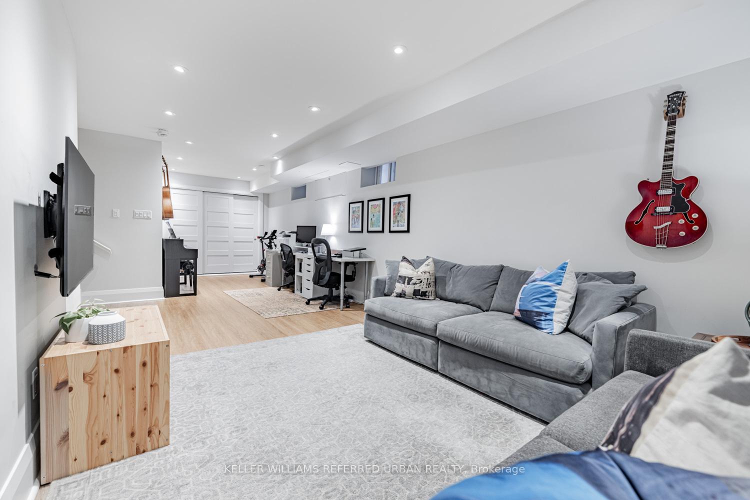 Photo 19 of 43 Woburn Avenue, Toronto, Lawrence Park North — HOMEH