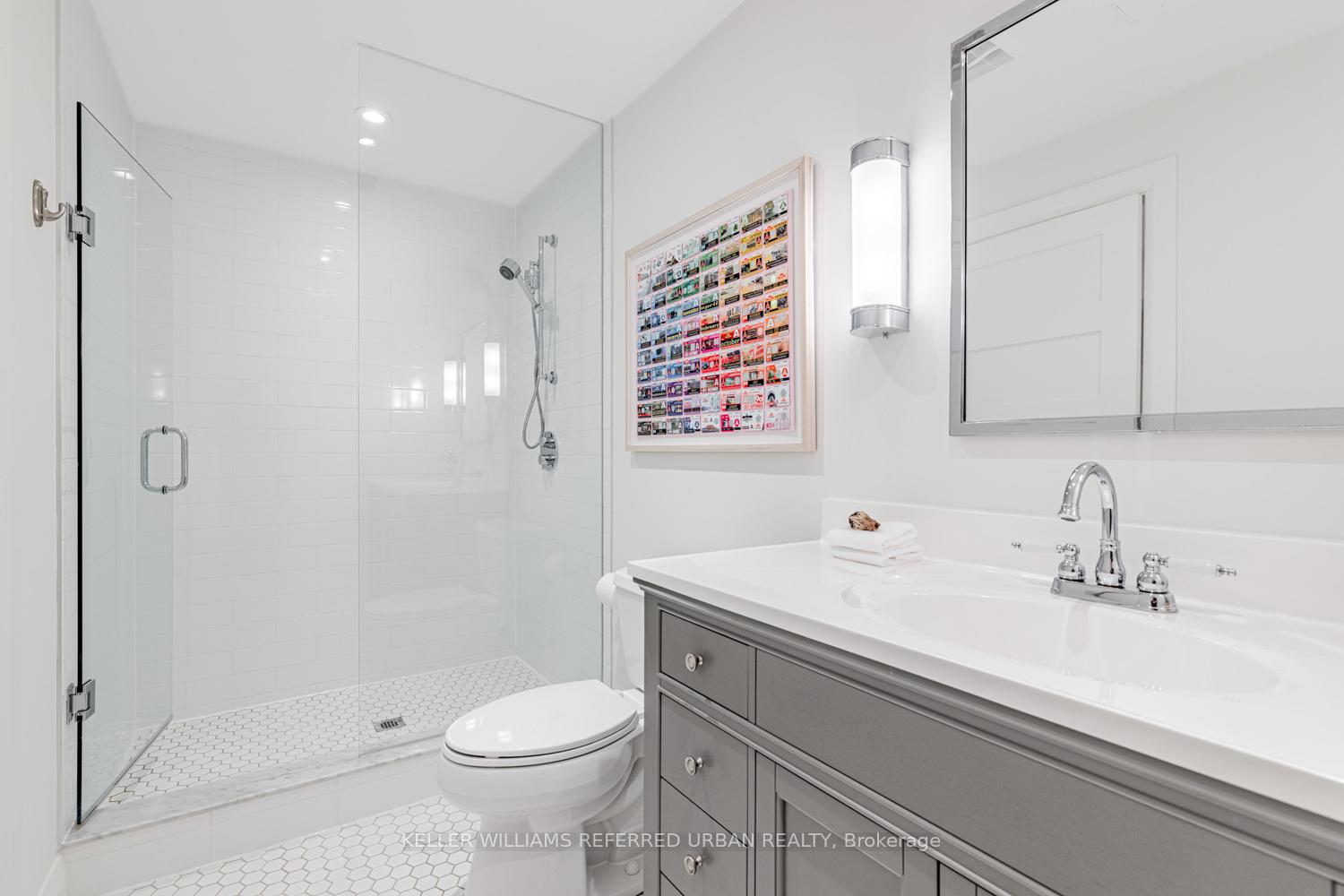 Photo 37 of 43 Woburn Avenue, Toronto, Lawrence Park North — HOMEH