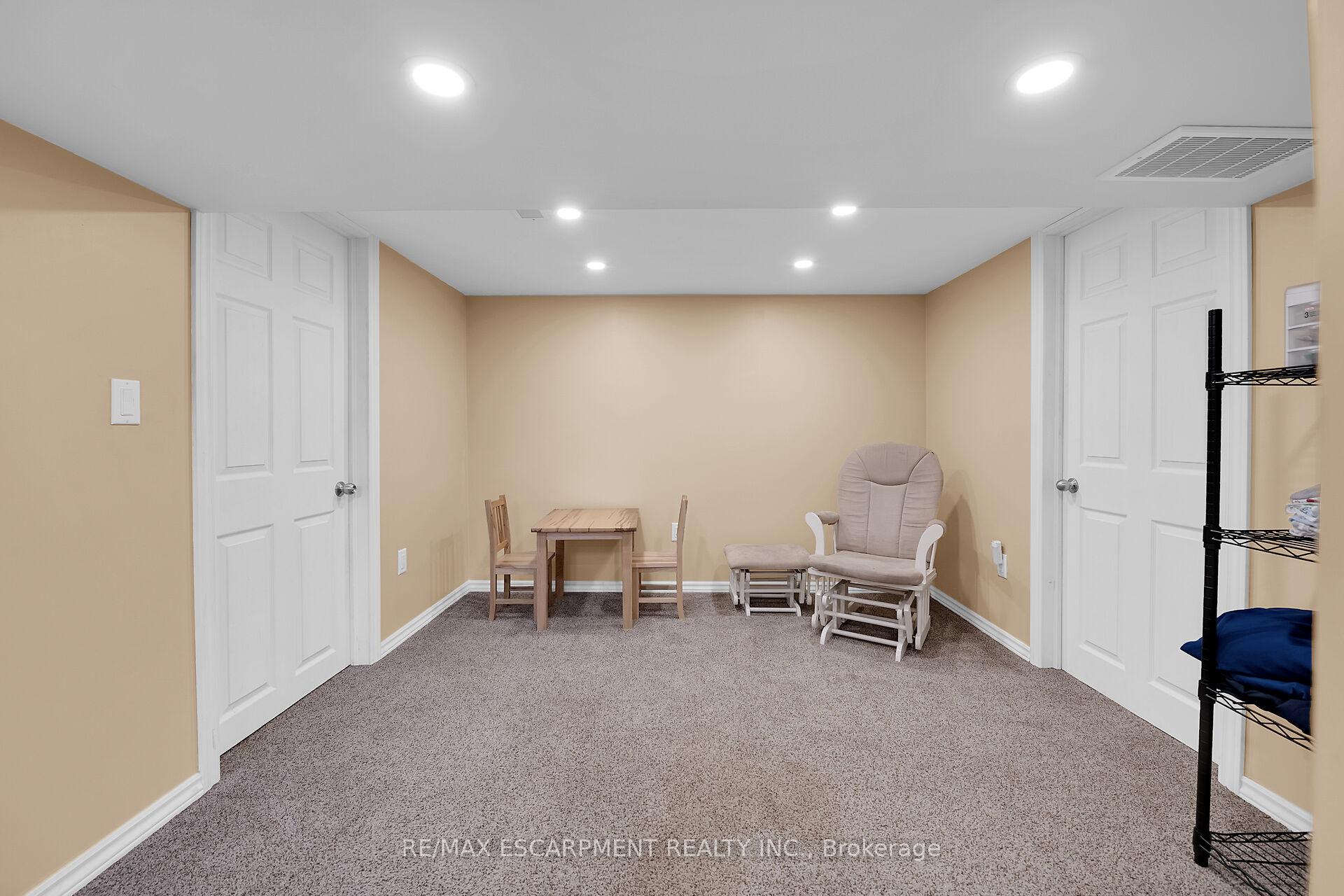 Photo 36 of 206 East 15th Street, Hamilton, Inch Park — HOMEH