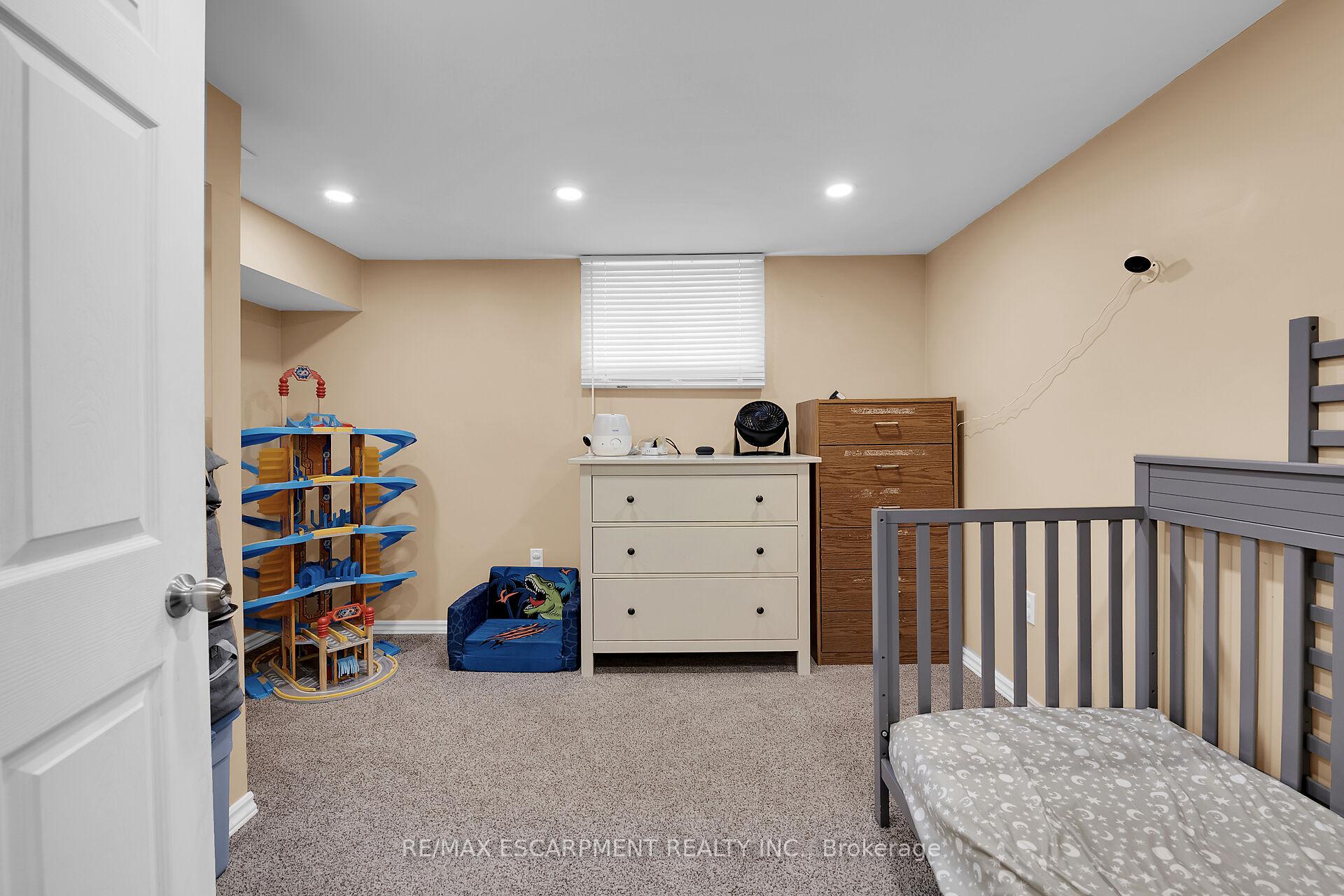 Photo 25 of 206 East 15th Street, Hamilton, Inch Park — HOMEH