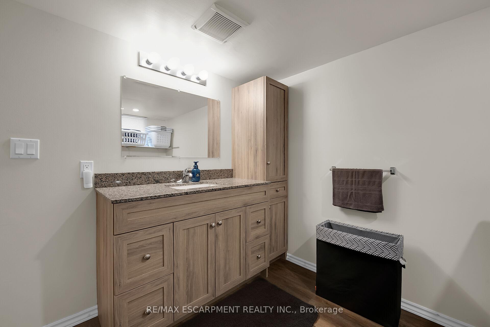 Photo 26 of 206 East 15th Street, Hamilton, Inch Park — HOMEH