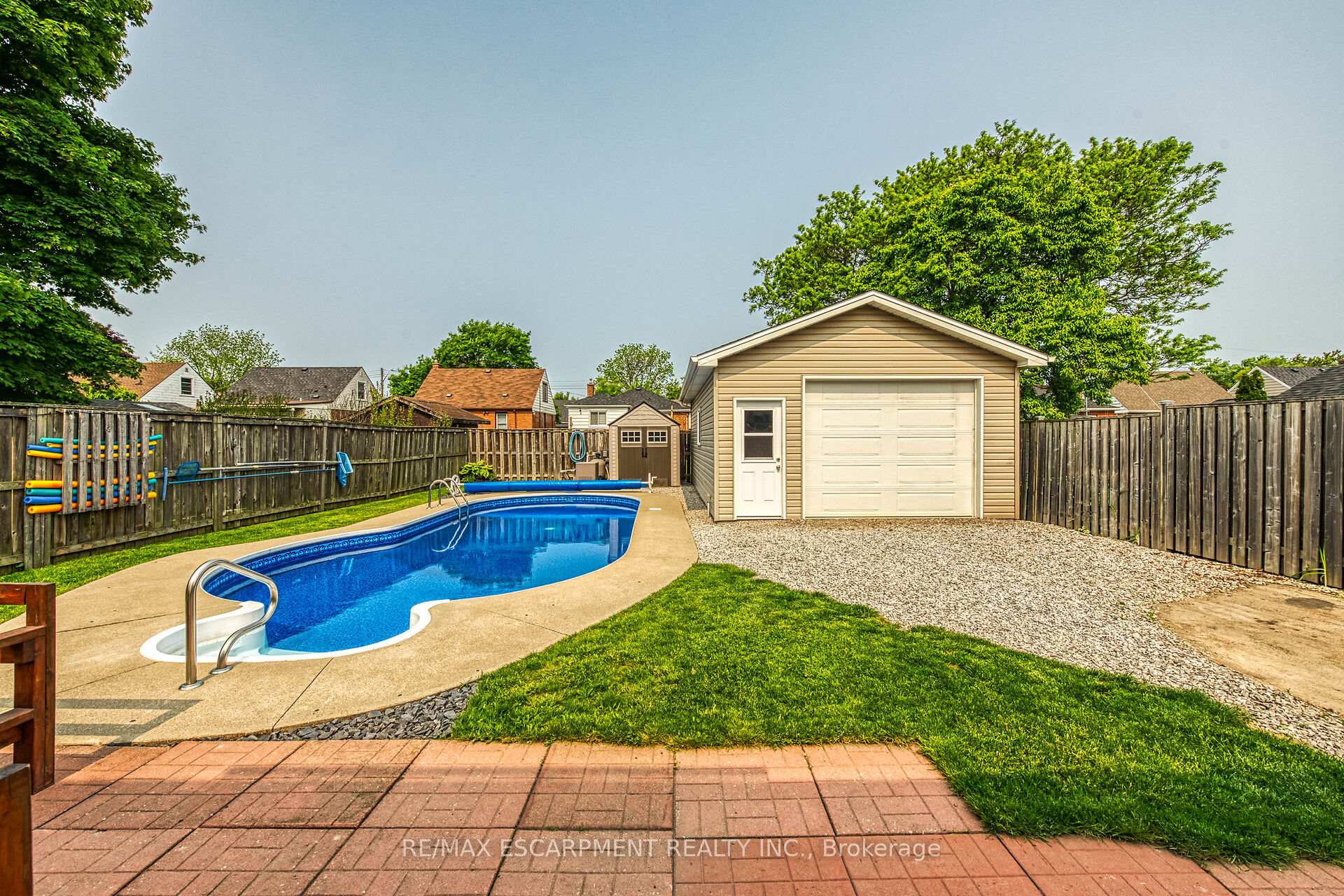 Photo 32 of 206 East 15th Street, Hamilton, Inch Park — HOMEH
