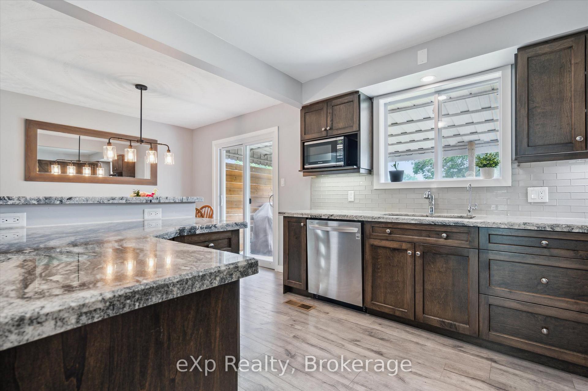 Photo 13 of 119 Gibson Drive, Kitchener — HOMEH