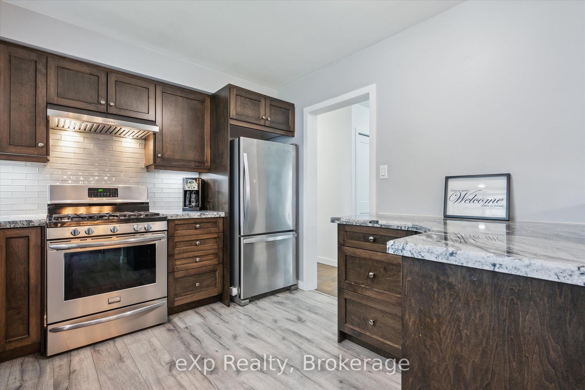 Photo 14 of 119 Gibson Drive, Kitchener — HOMEH