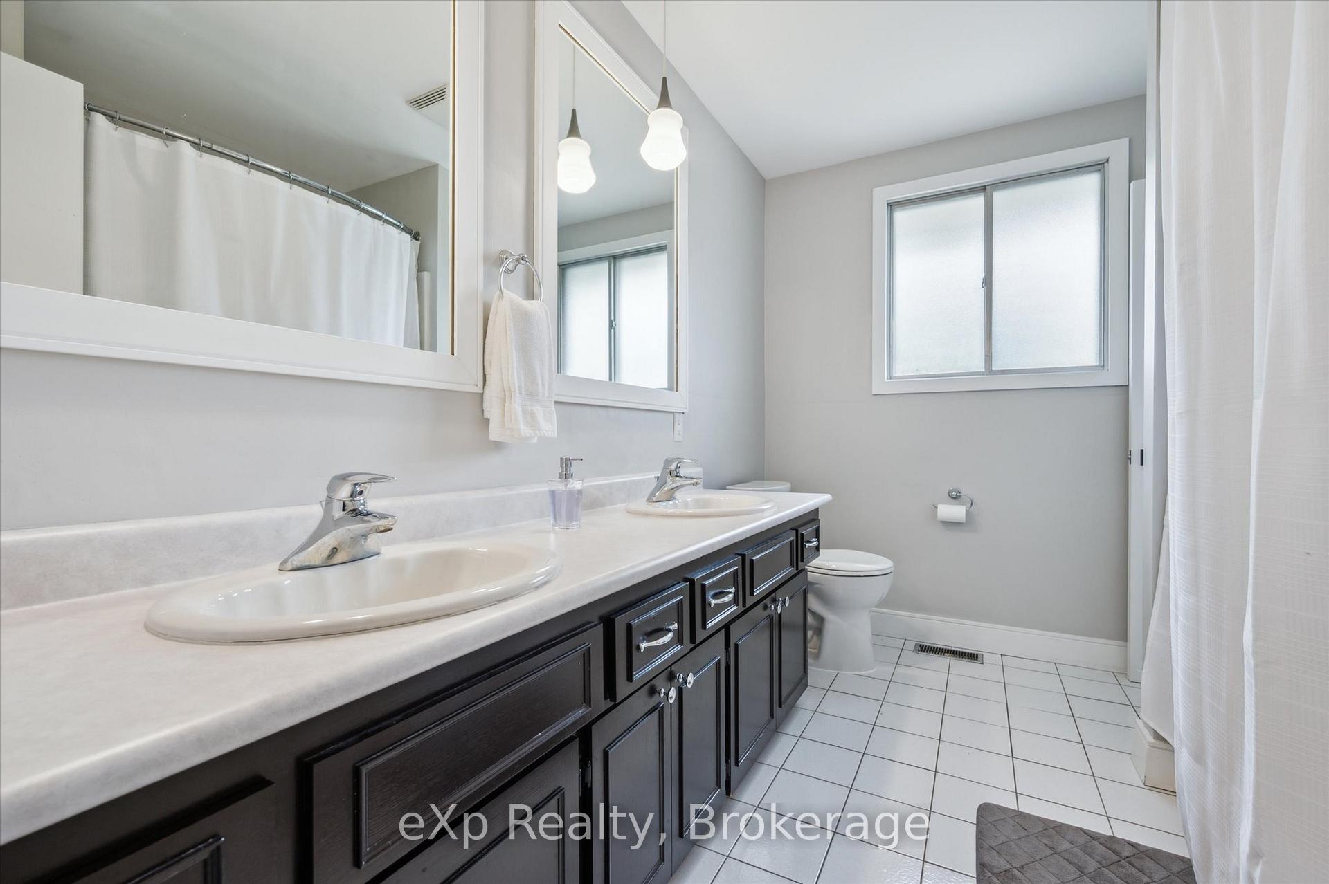 Photo 12 of 119 Gibson Drive, Kitchener — HOMEH