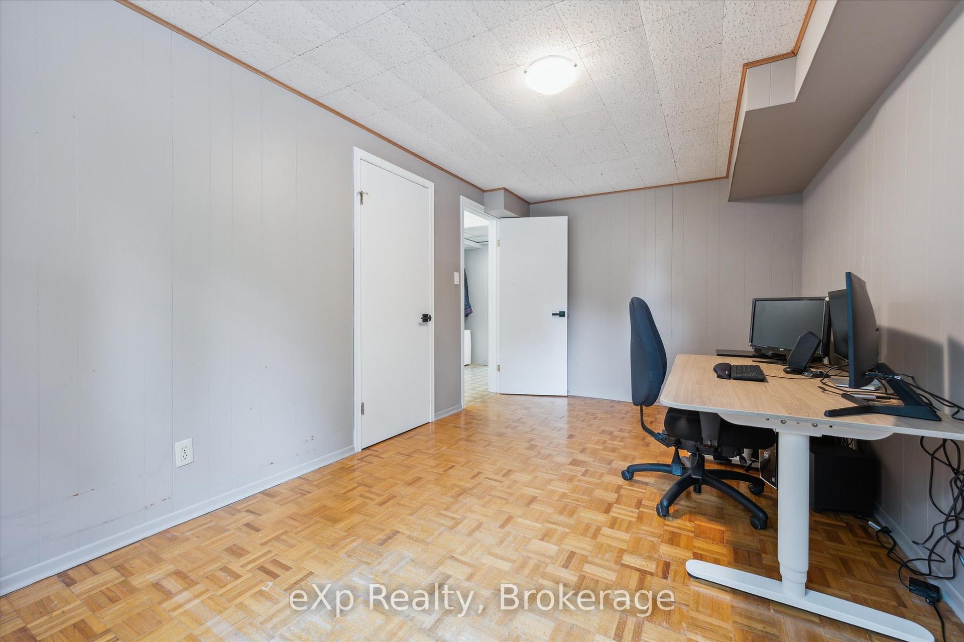 Photo 16 of 119 Gibson Drive, Kitchener — HOMEH