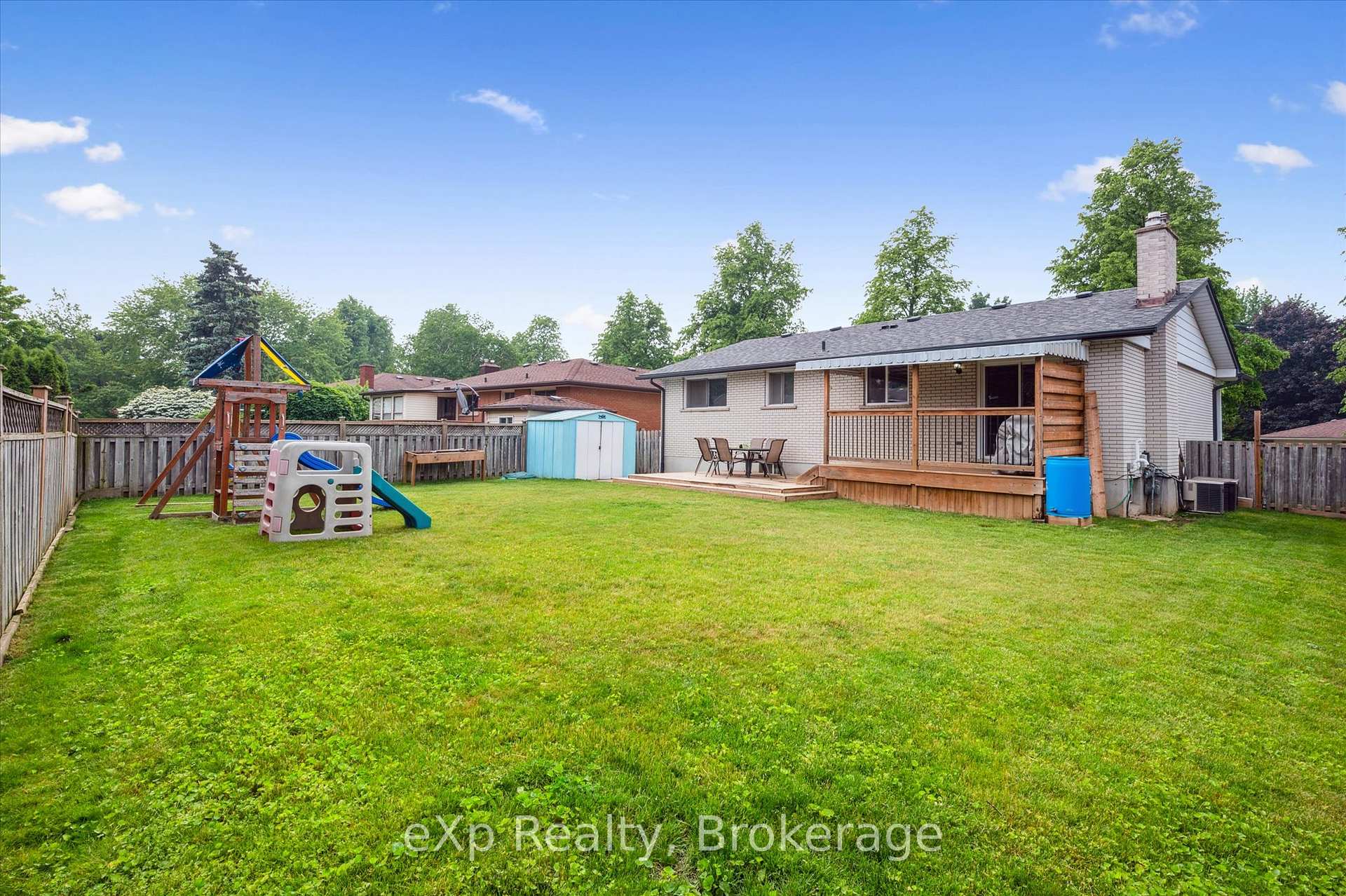 Photo 27 of 119 Gibson Drive, Kitchener — HOMEH