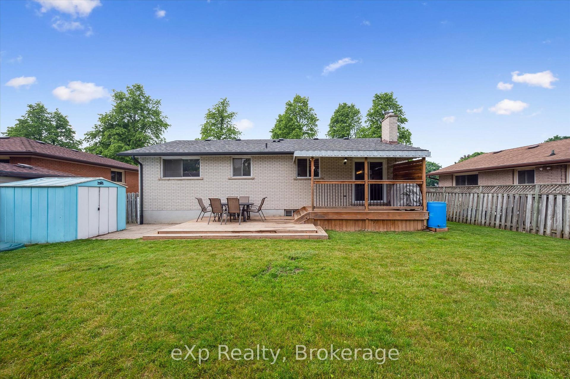 Photo 28 of 119 Gibson Drive, Kitchener — HOMEH
