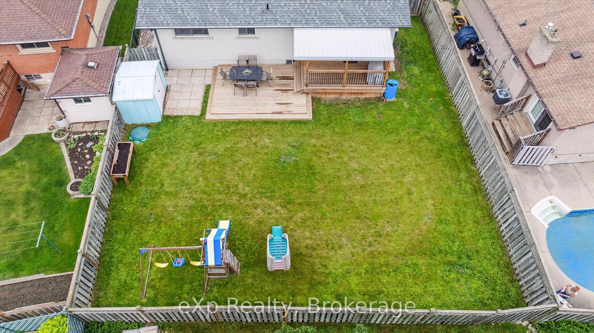 Photo 21 of 119 Gibson Drive, Kitchener — HOMEH