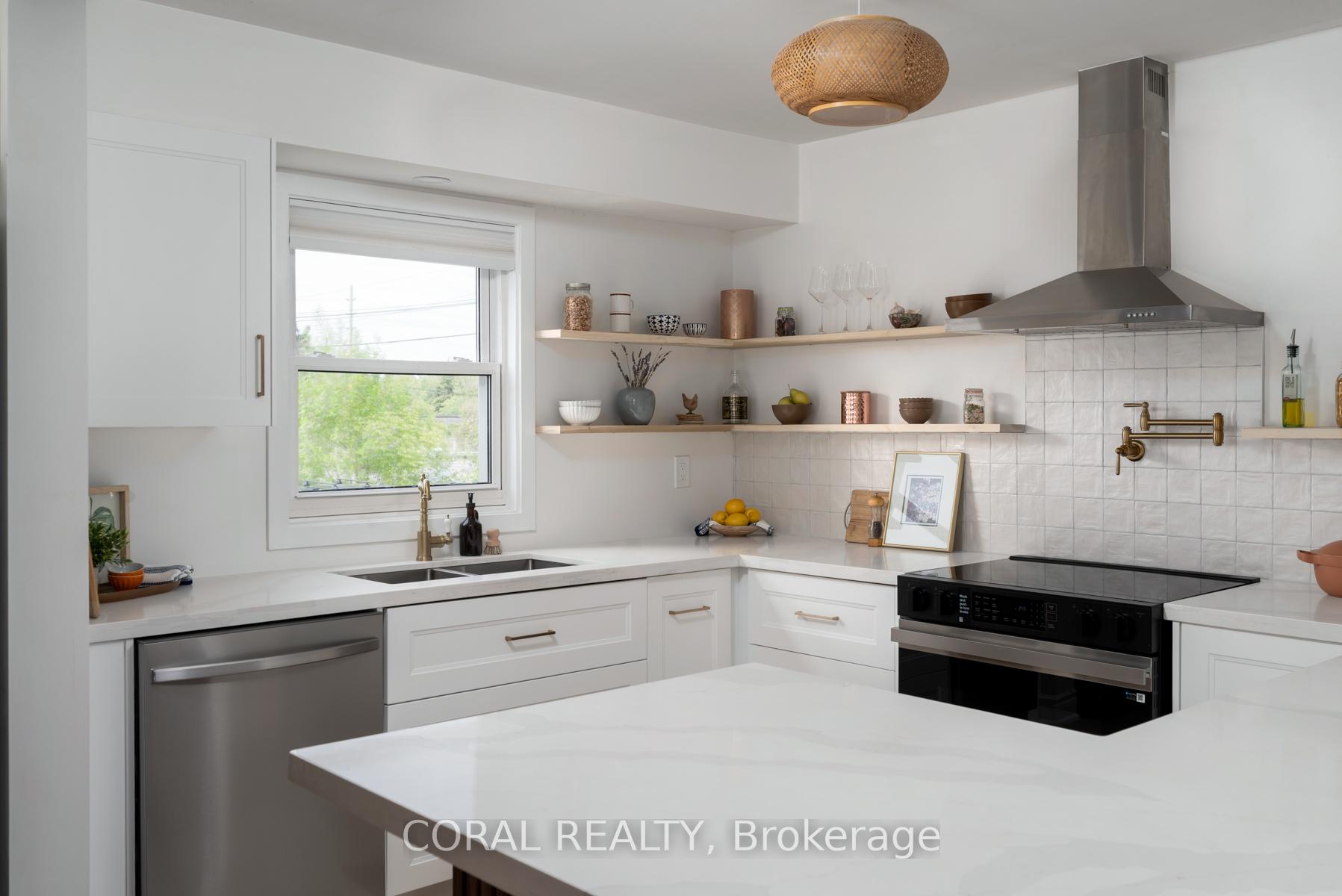 Photo 10 of 888 West Shore Boulevard, Pickering, West Shore — HOMEH