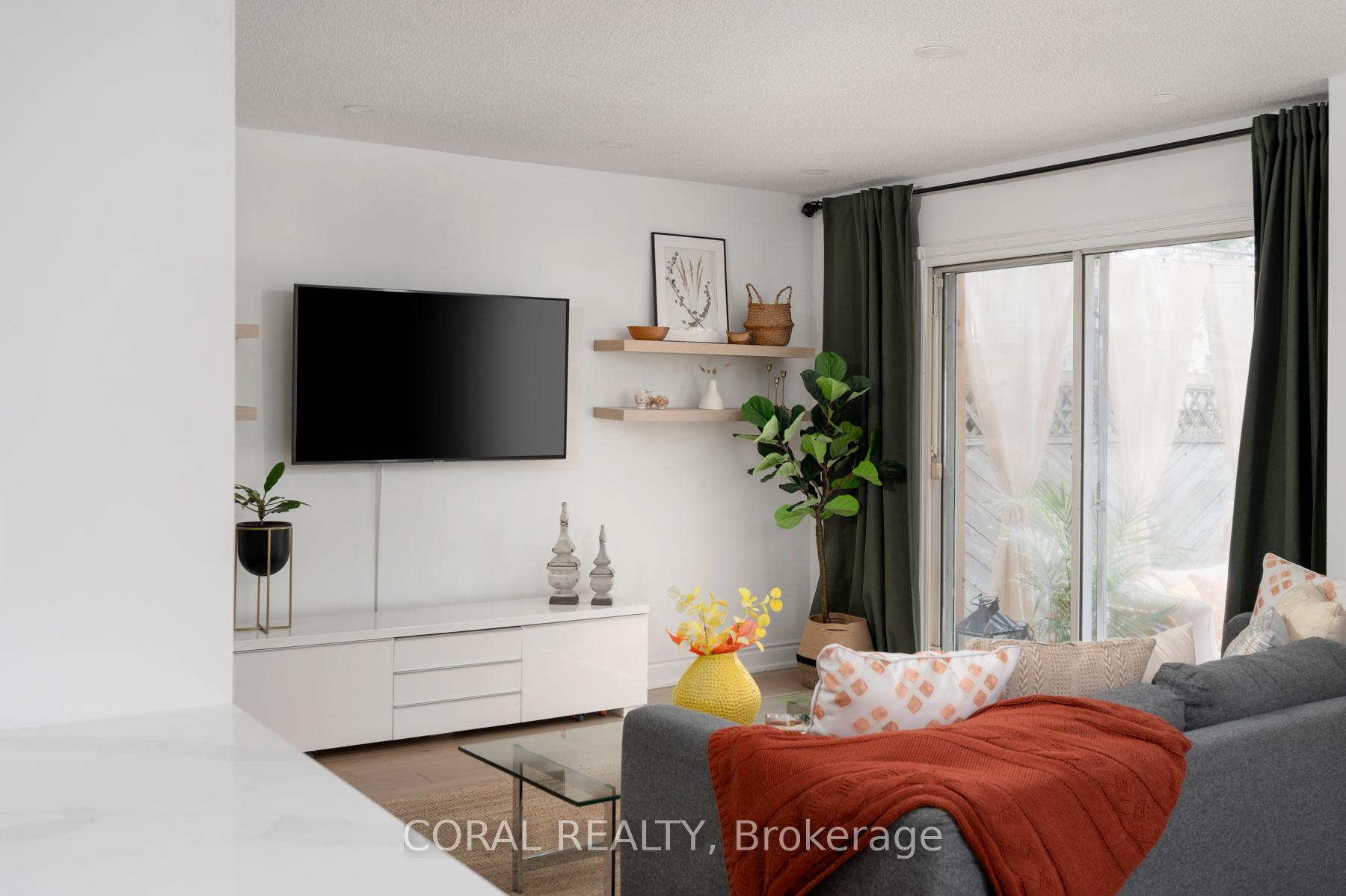 Photo 4 of 888 West Shore Boulevard, Pickering, West Shore — HOMEH