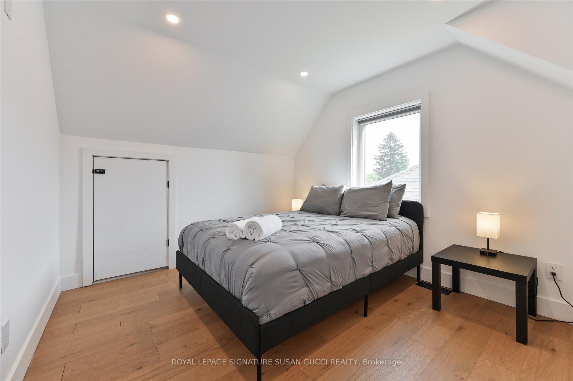 Photo 19 of 48 Denvale Road, Toronto, O'Connor-Parkview — HOMEH