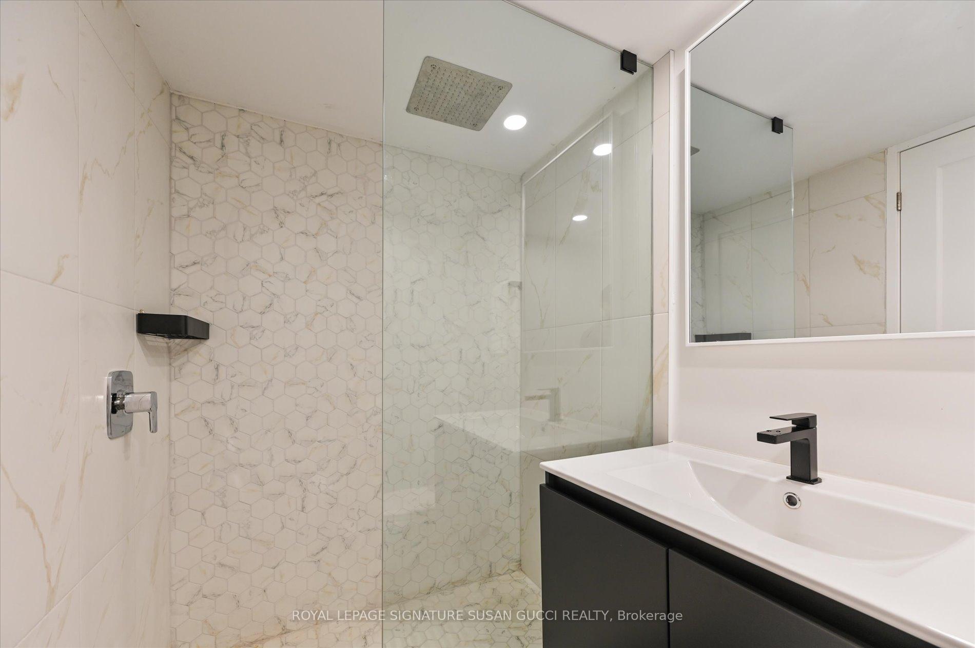 Photo 27 of 48 Denvale Road, Toronto, O'Connor-Parkview — HOMEH