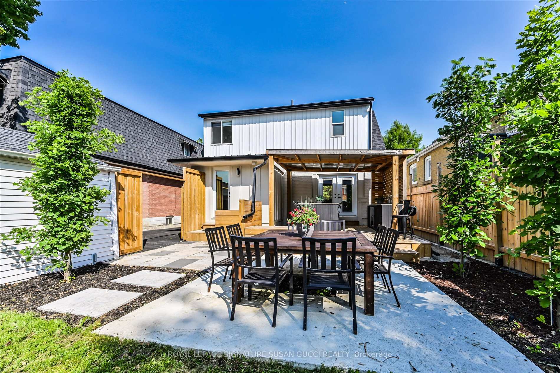 Photo 34 of 48 Denvale Road, Toronto, O'Connor-Parkview — HOMEH