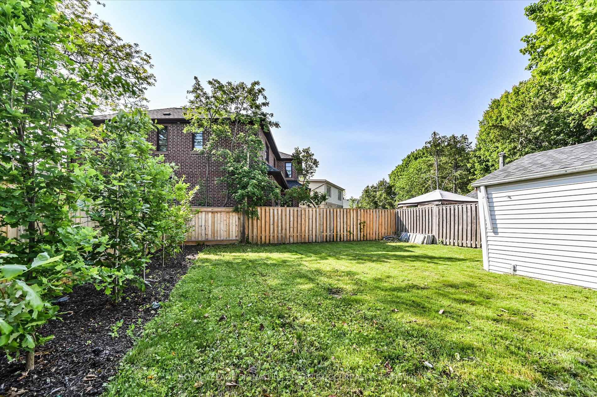 Photo 38 of 48 Denvale Road, Toronto, O'Connor-Parkview — HOMEH